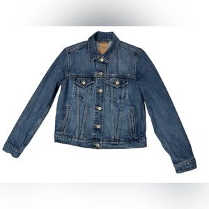 Women’s Gap denim jean jacket size small